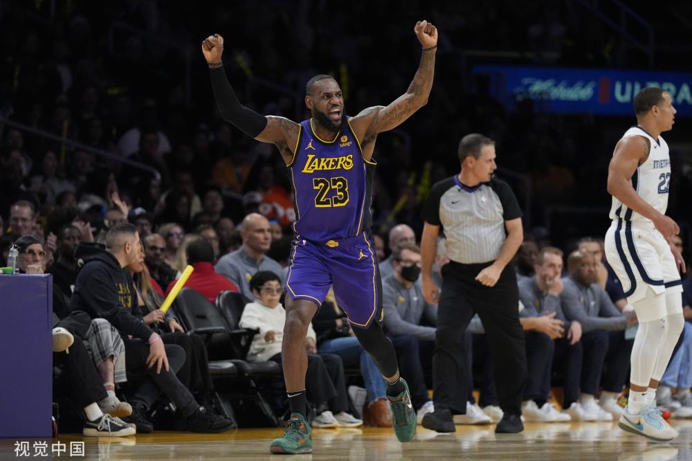 是一个巨大 是一个巨大