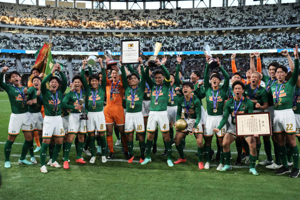 交背景下 交背景下